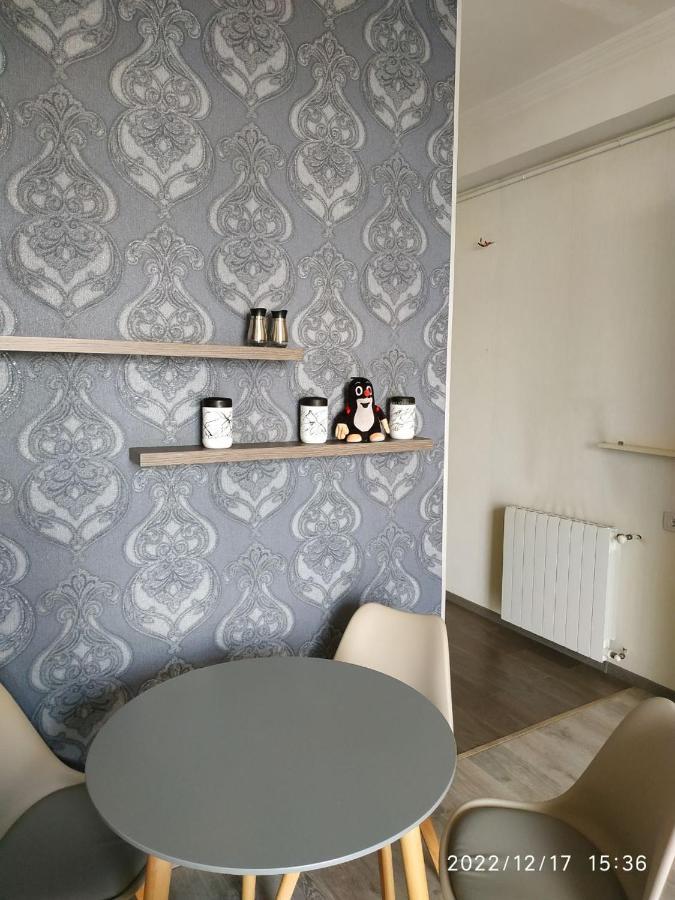 Apartment Sandra Tbilisi Bagian luar foto